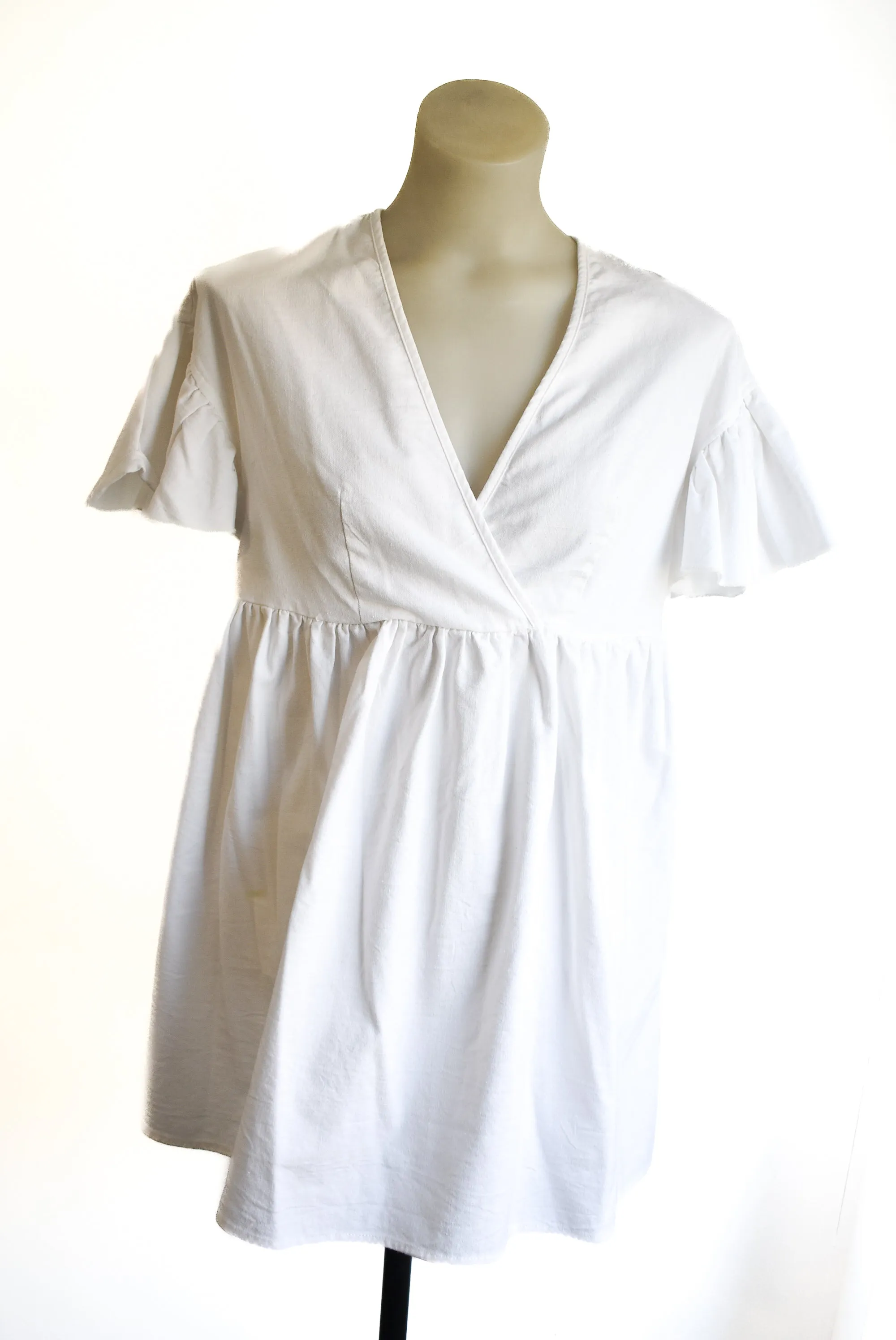 Atmos&here summery white low cut dress, 6