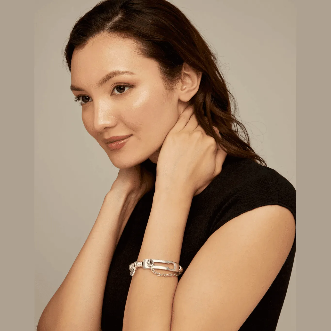 UNOde50 Silver "EMPOWER" Link Crystal Bracelet